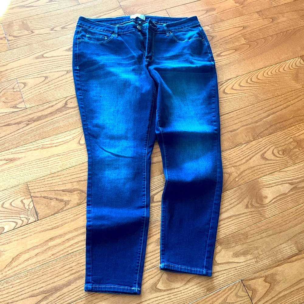 Like new Royalty for me jeggings size 16